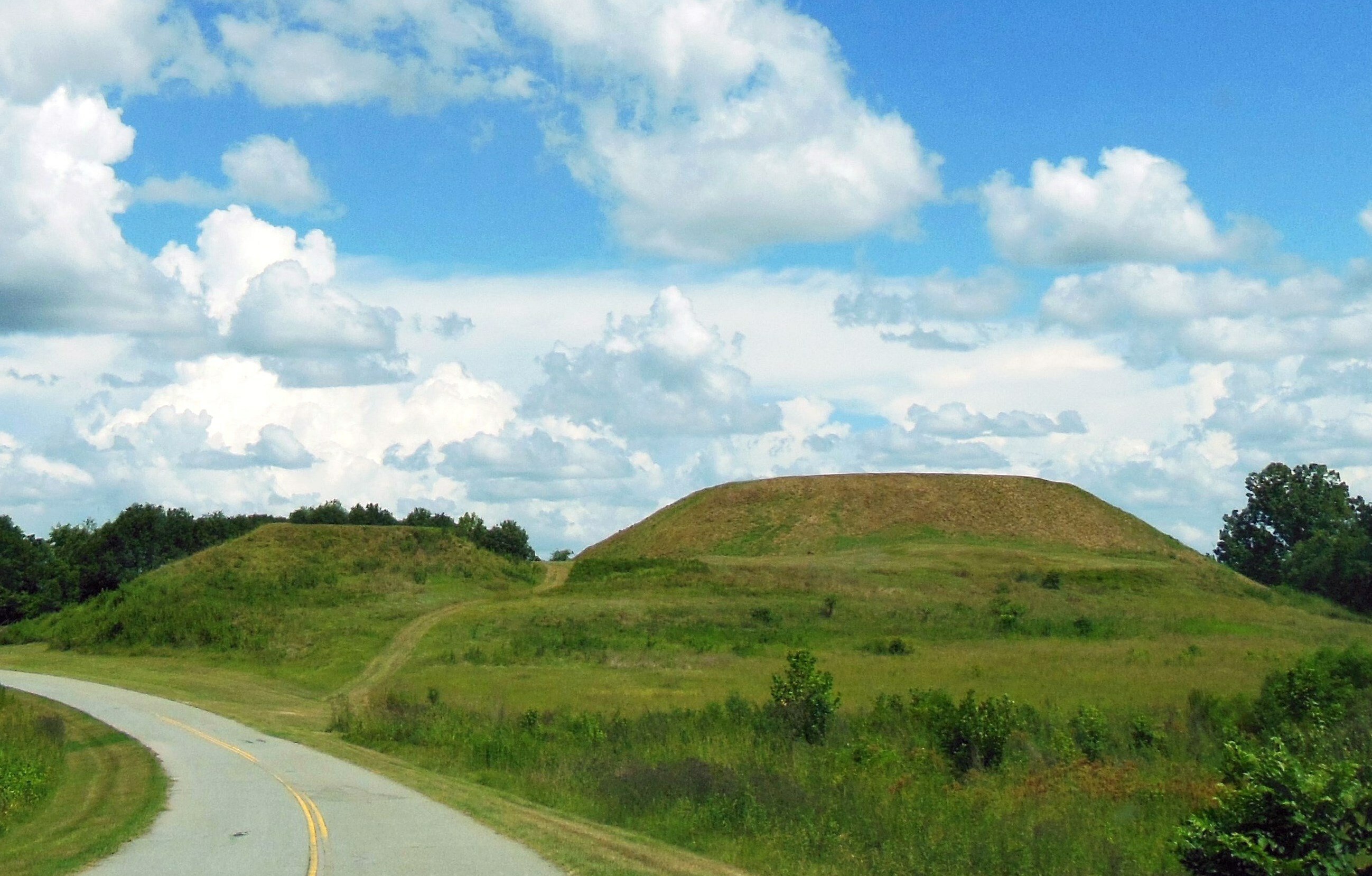 Great Temple and Lesser Temple Mounds at Ocmulgee Mounds National Historical Park
